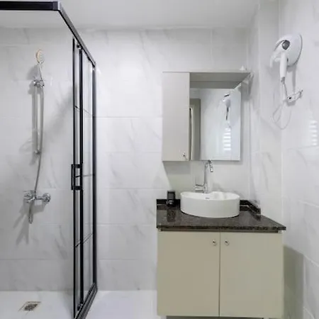 Cozy & Comfy Studio At Beyoglu - 64